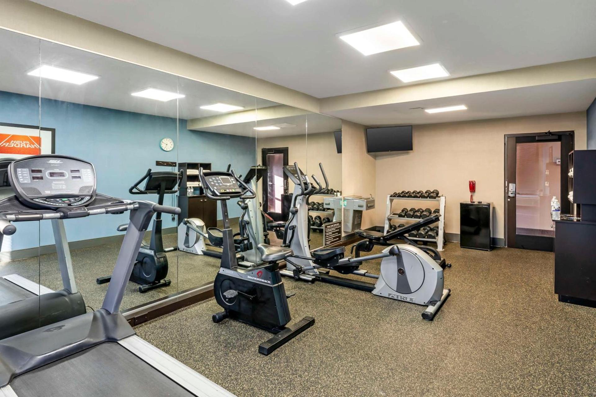 Best Western New Albany photo 35