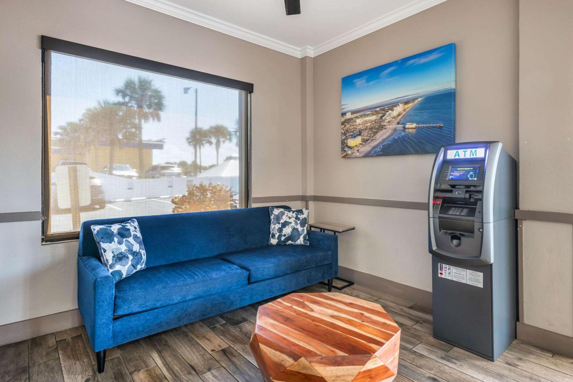 Comfort Inn & Suites Daytona Beach Oceanfront photo 22