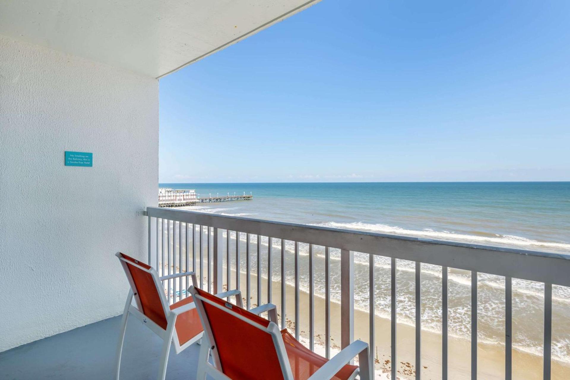 Comfort Inn & Suites Daytona Beach Oceanfront photo 27
