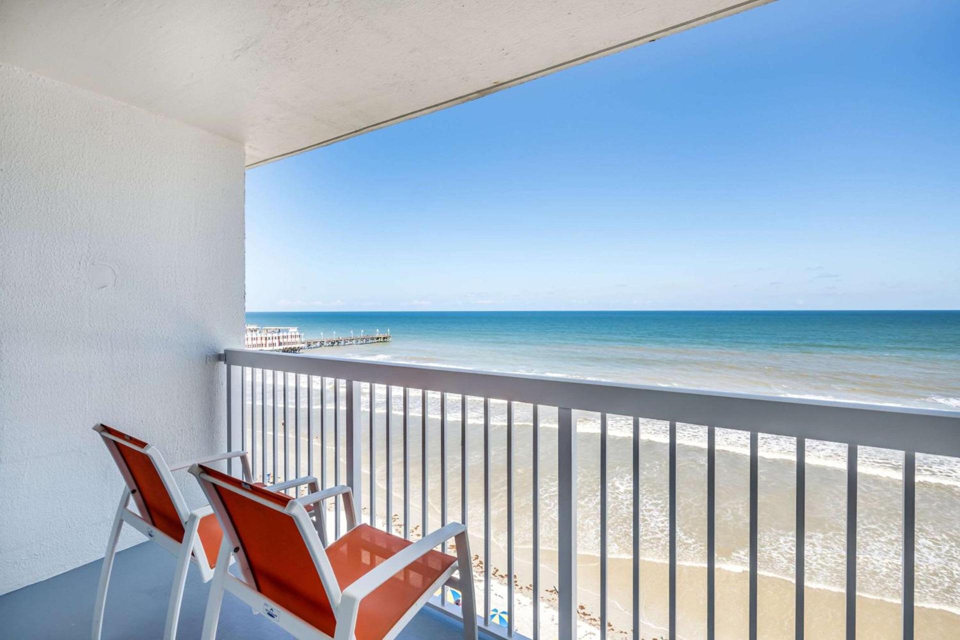Comfort Inn & Suites Daytona Beach Oceanfront photo 32