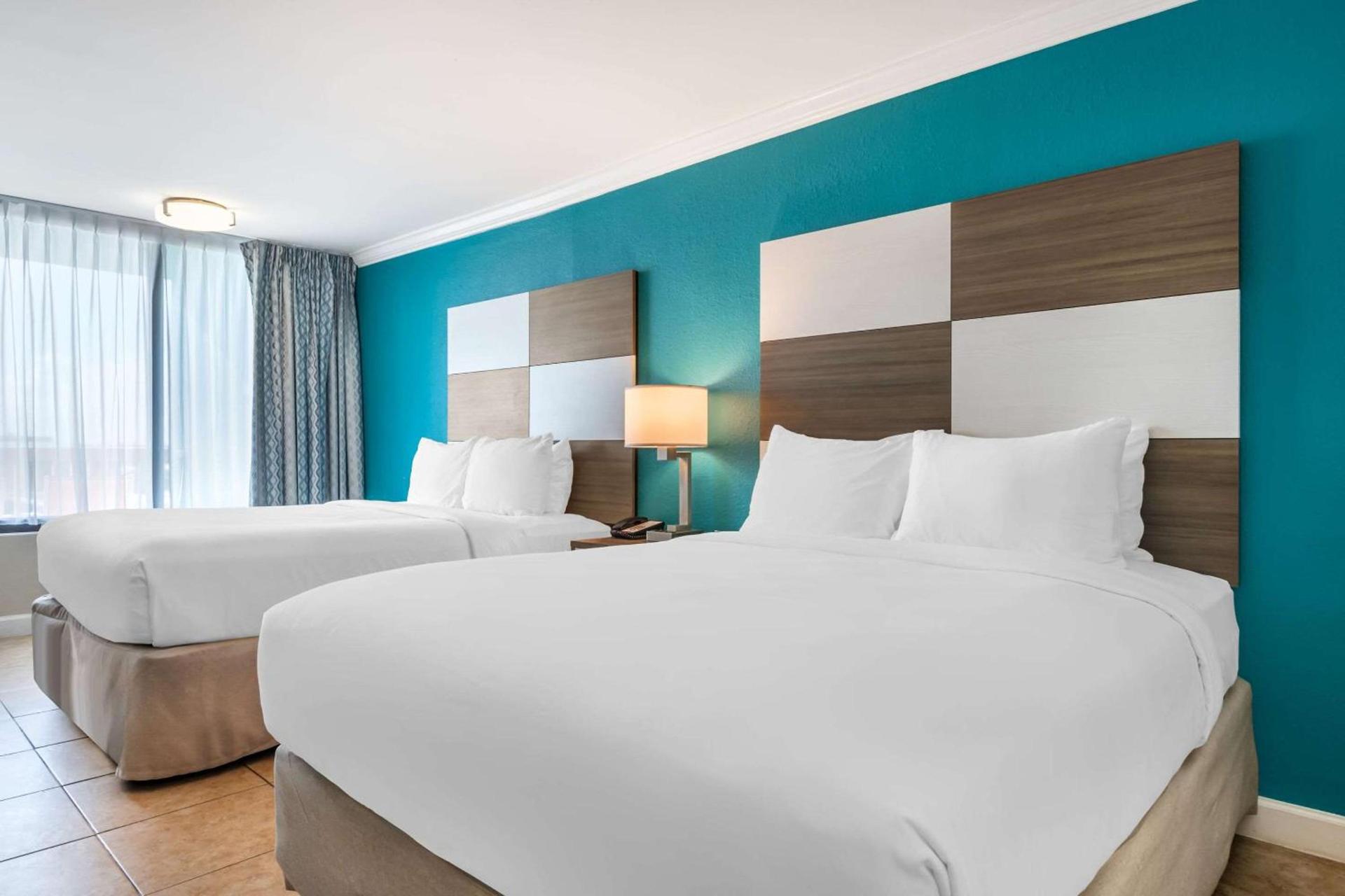 Comfort Inn & Suites Daytona Beach Oceanfront photo 35