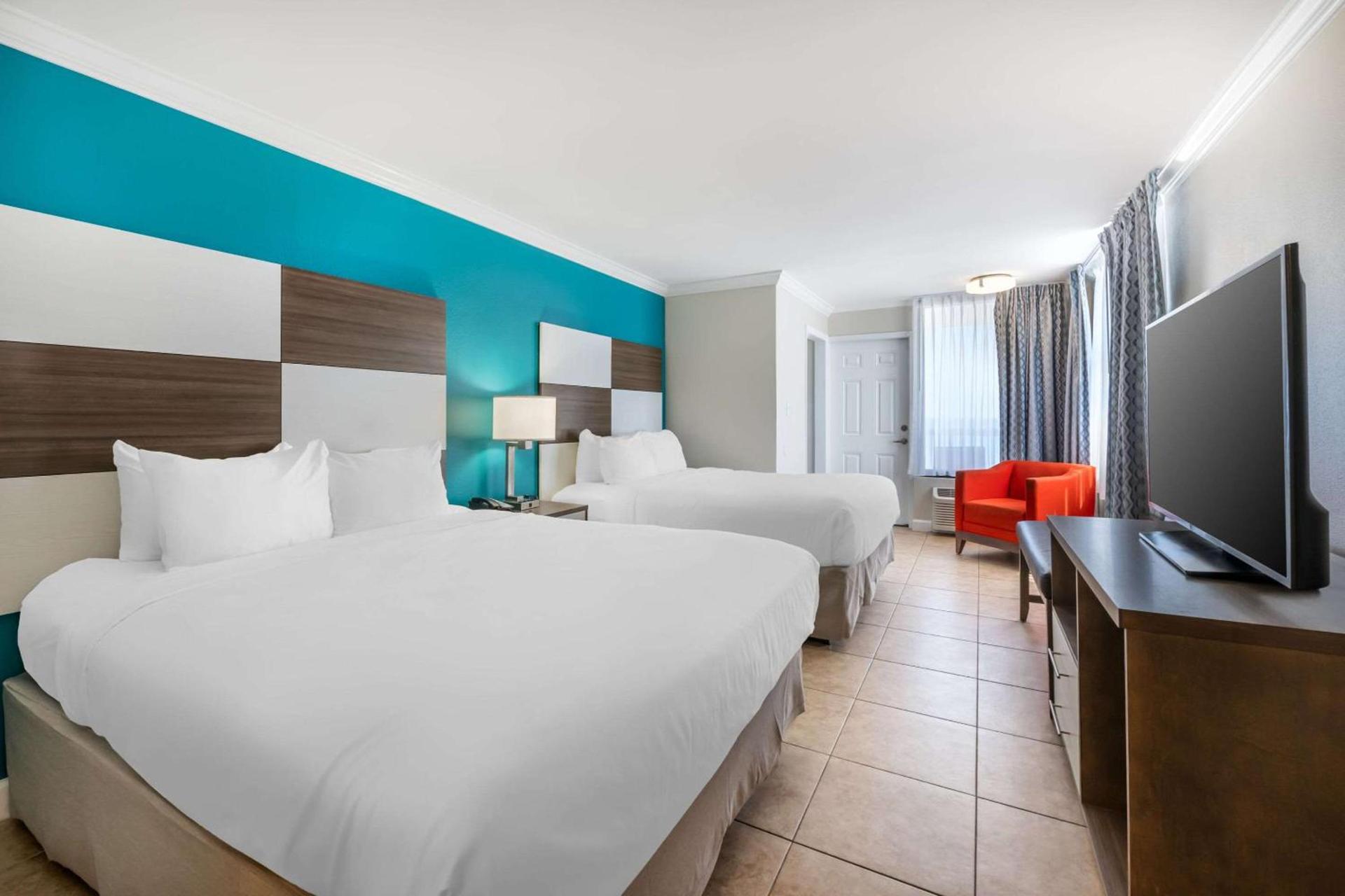 Comfort Inn & Suites Daytona Beach Oceanfront photo 40