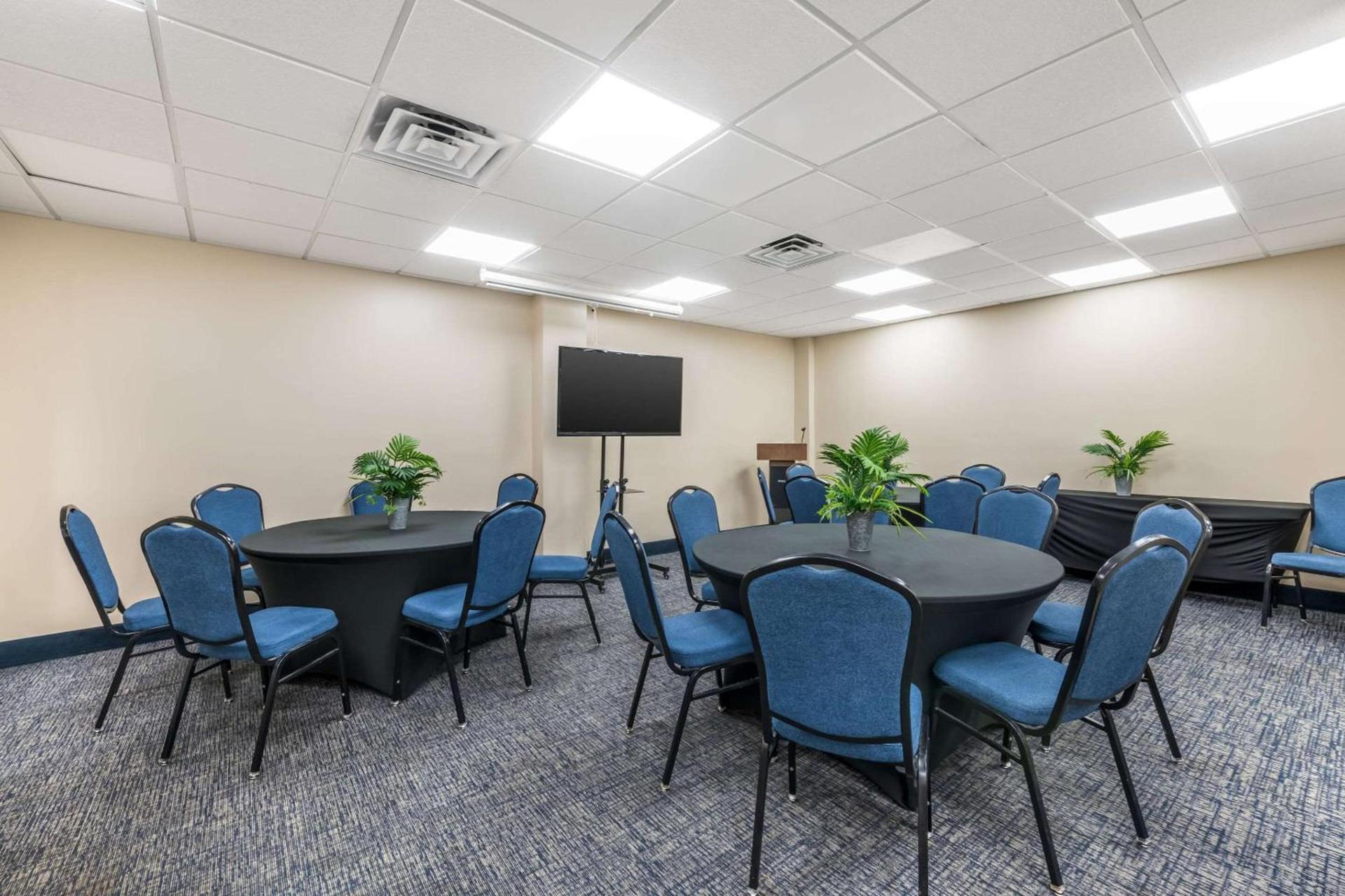 Comfort Inn & Suites Daytona Beach Oceanfront photo 51
