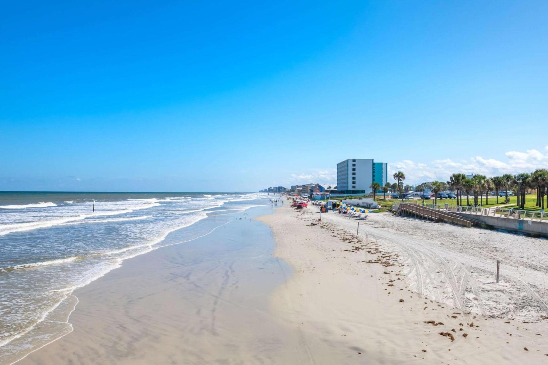 Comfort Inn & Suites Daytona Beach Oceanfront photo 62