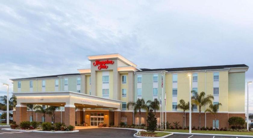Hampton Inn Bartow photo 2