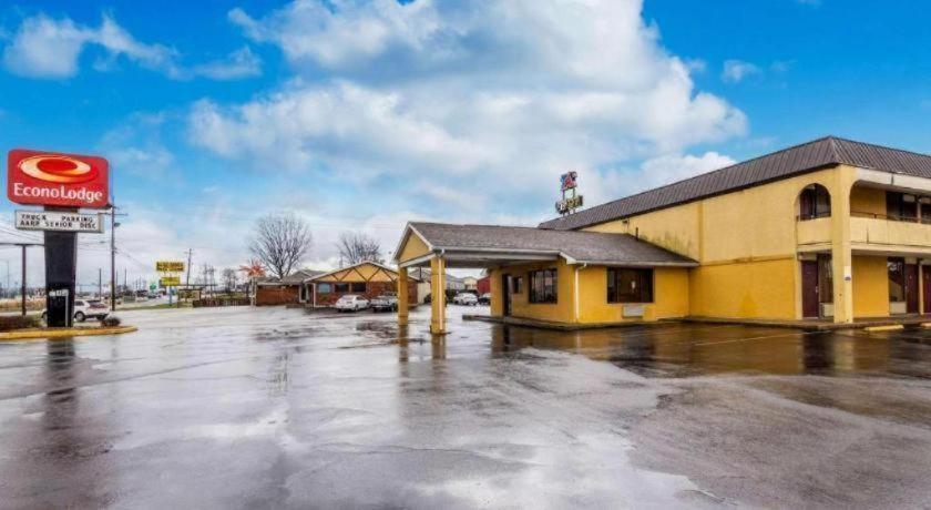 Econo Lodge photo 20