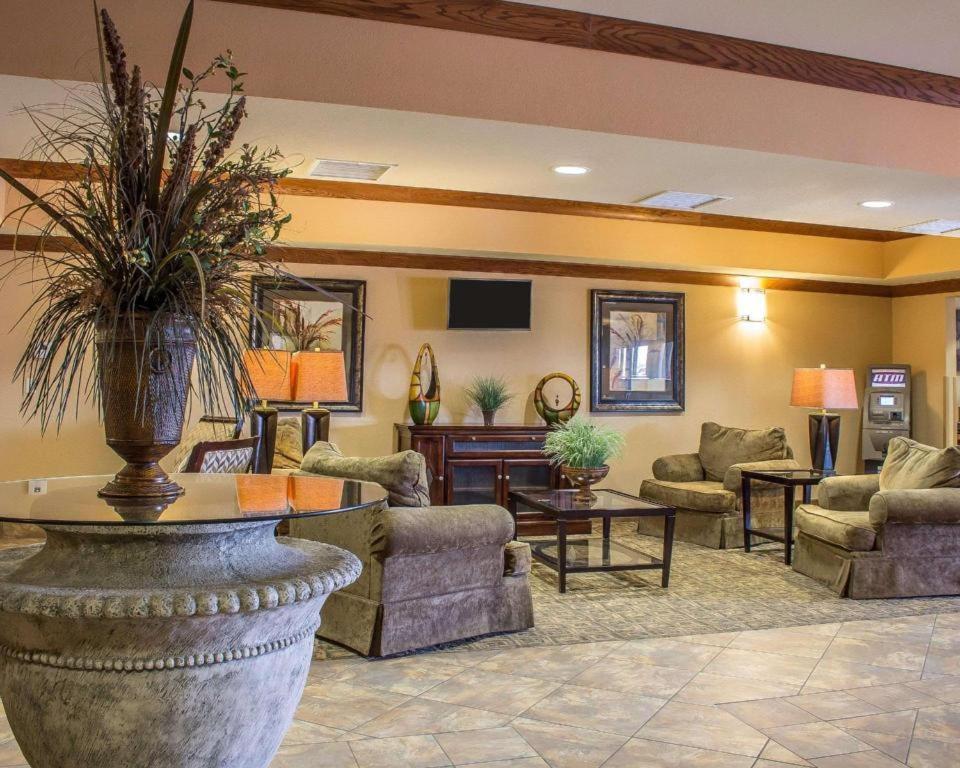 Comfort Inn and Suites Thatcher photo 19