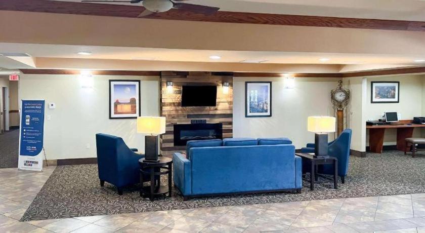 Comfort Inn and Suites Thatcher photo 25