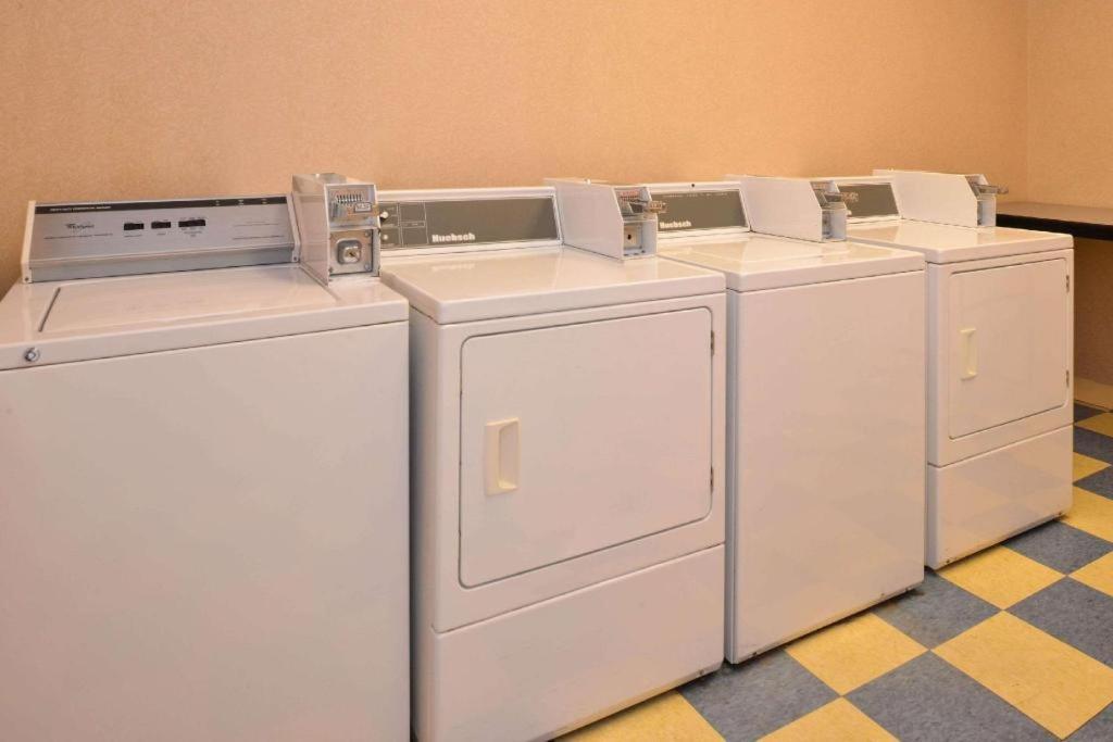 Quality Inn Dutch Inn photo 18