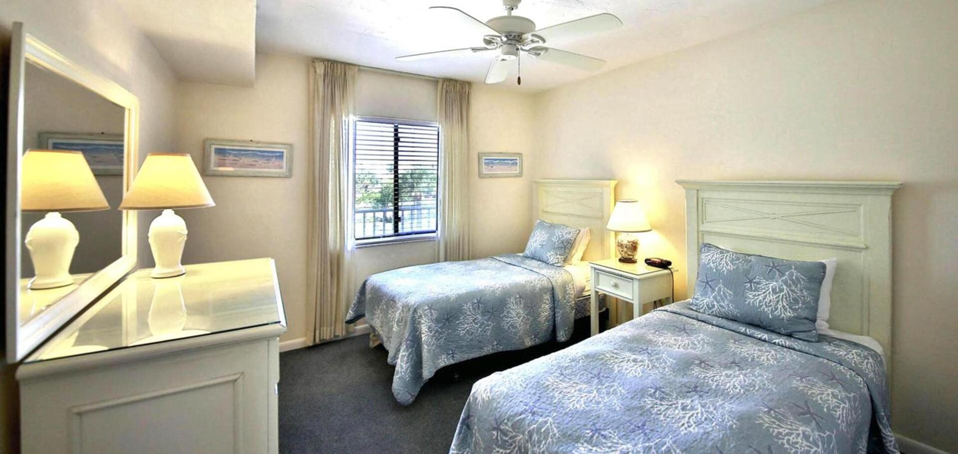 Sanibel Inn photo 12
