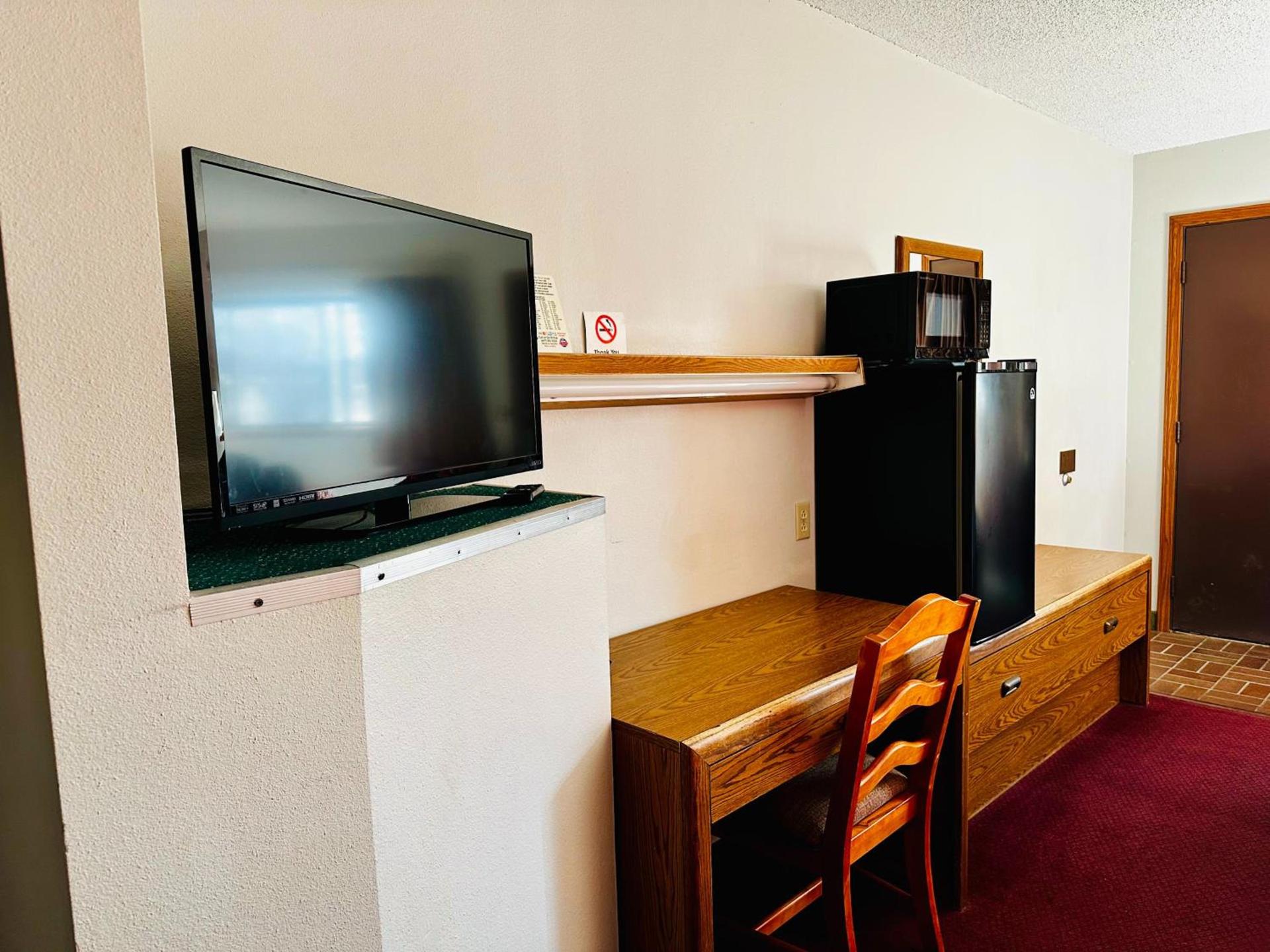 American Inn Ozark photo 5