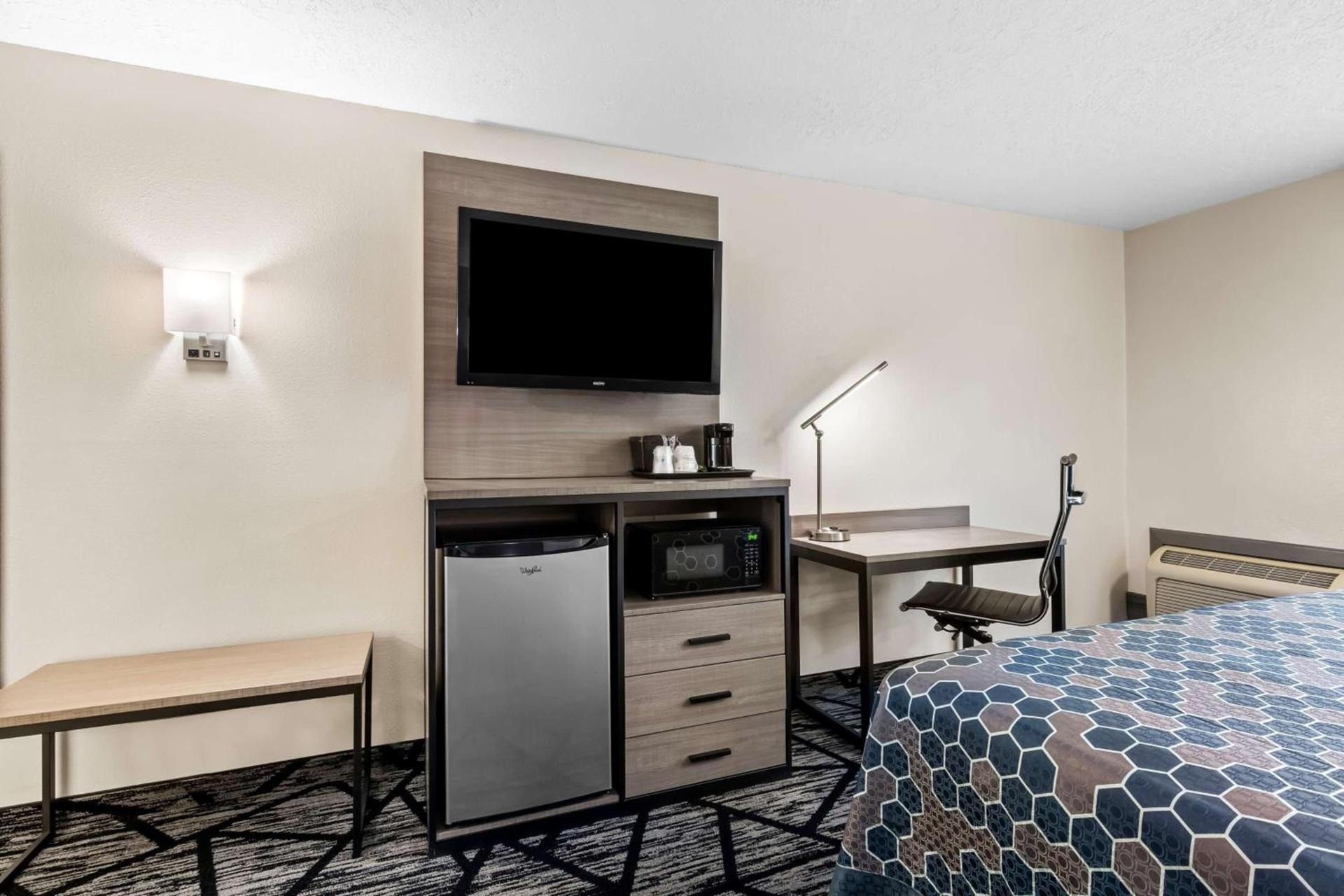 SureStay Hotel by Best Western Duncan photo 29