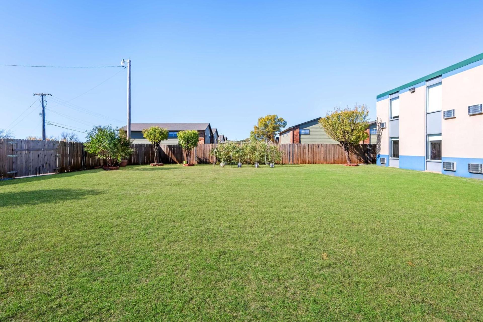 SureStay Hotel by Best Western Duncan photo 12