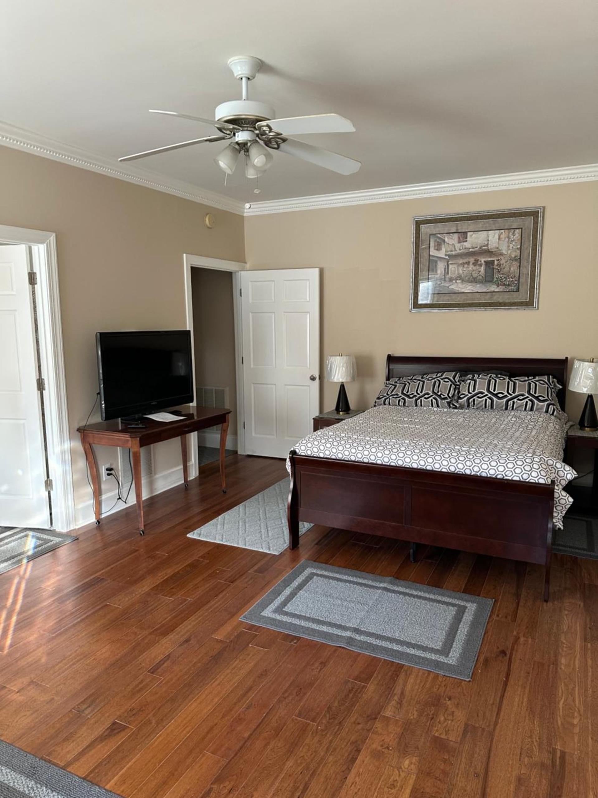 MooreField Suites Greensboro East photo 82