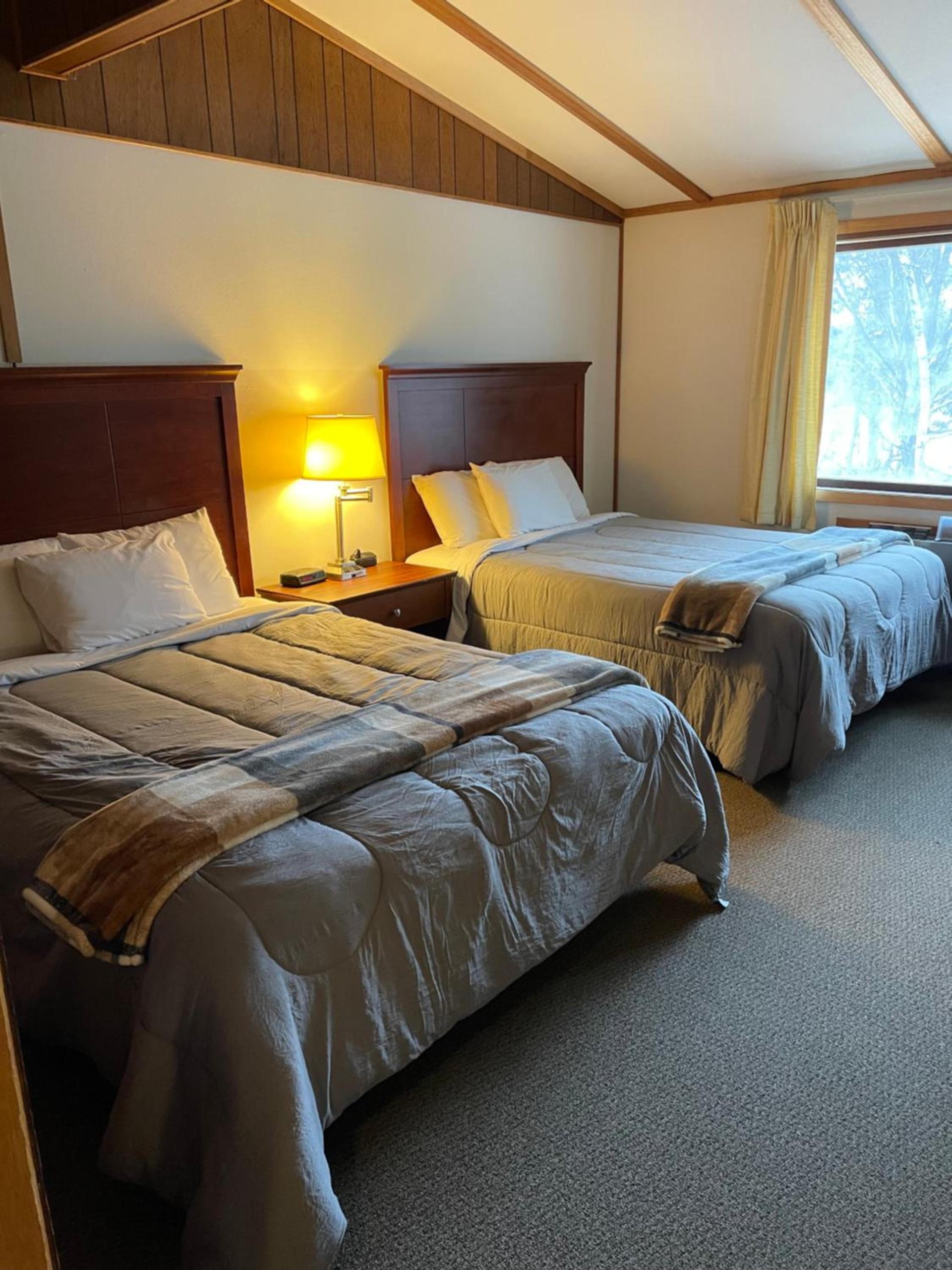 The Cedar Lodge photo 10