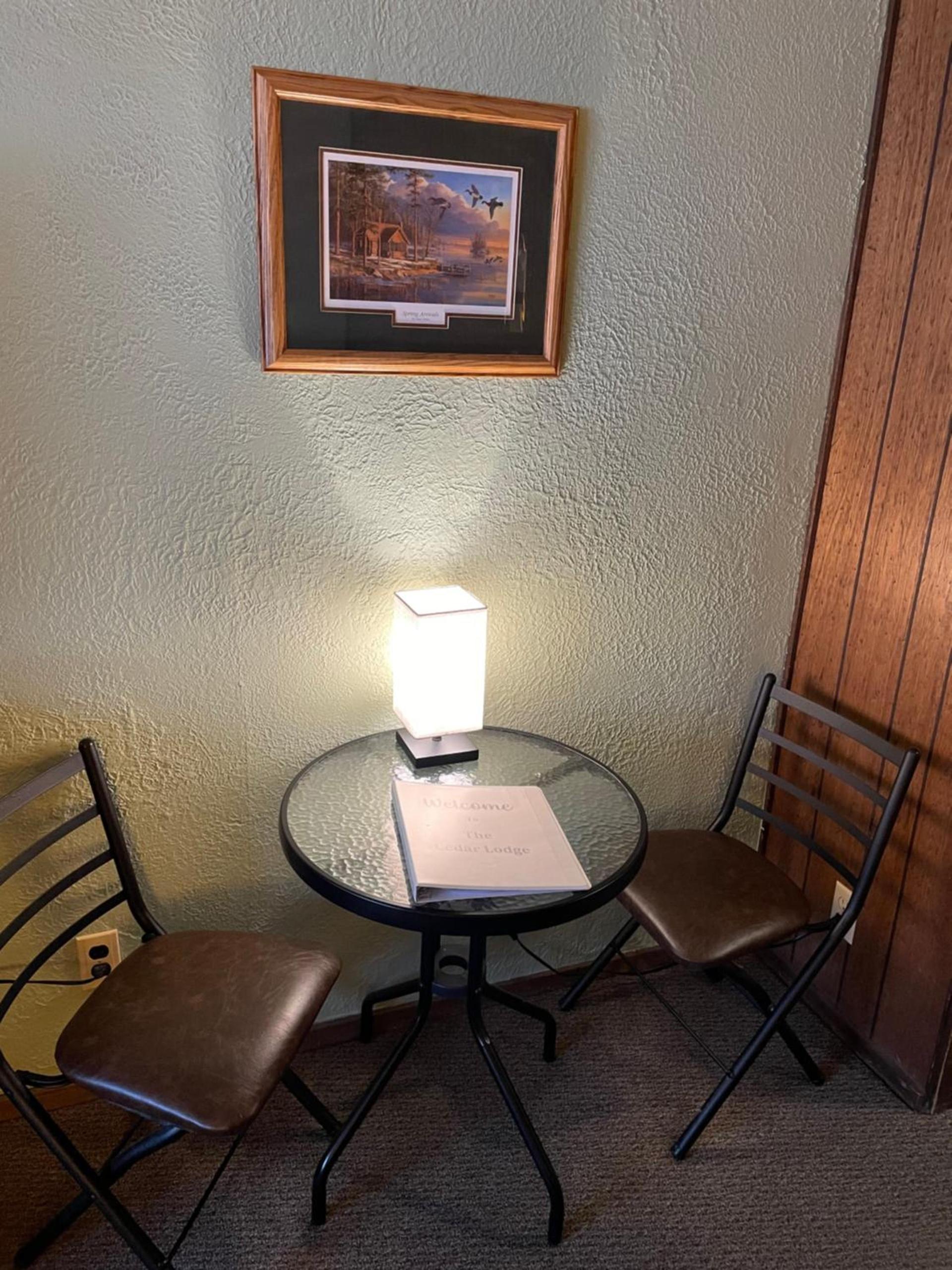 The Cedar Lodge photo 7