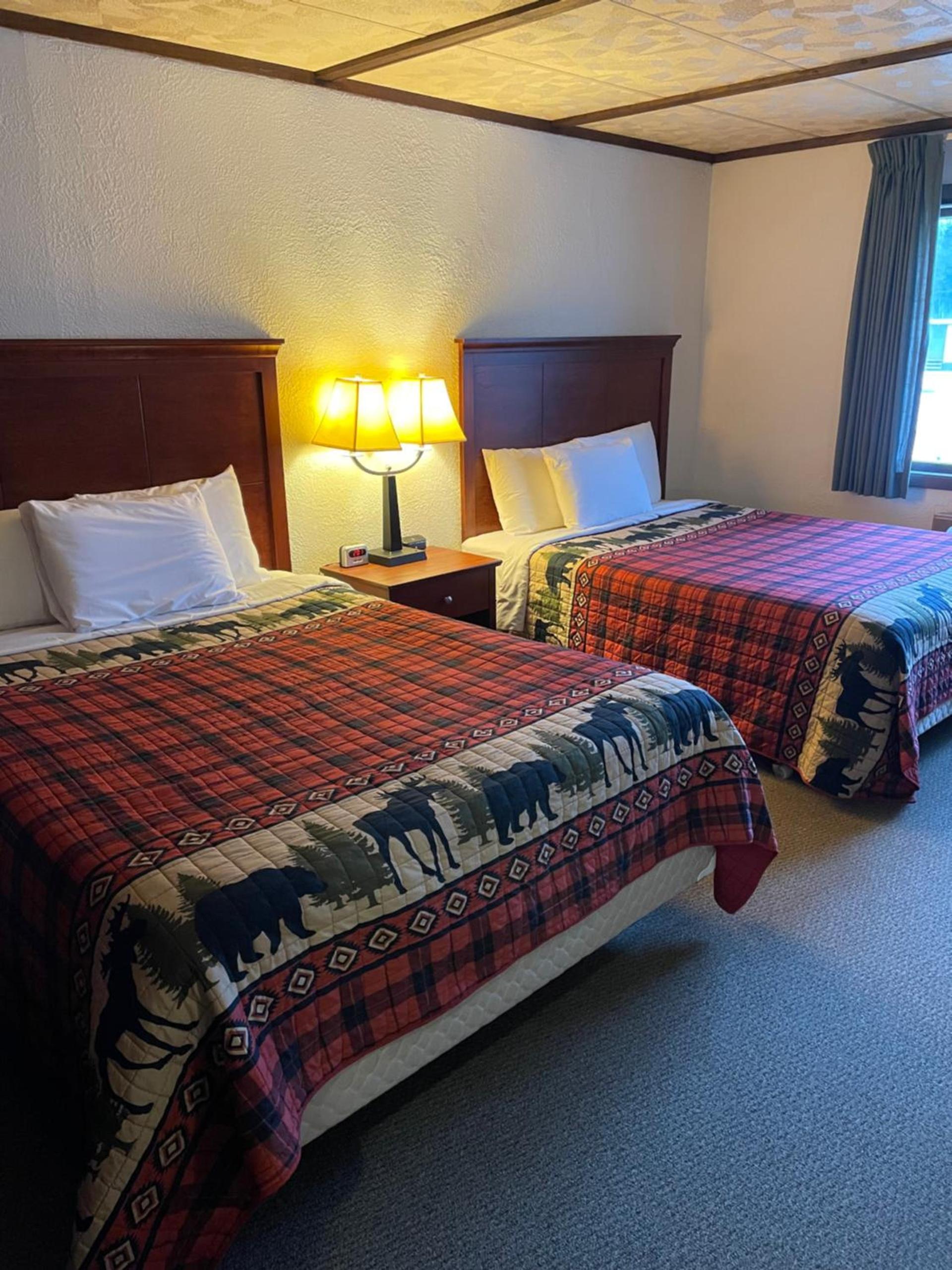 The Cedar Lodge photo 3