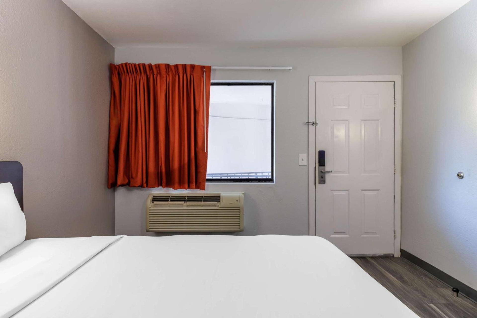 Motel 6 Elizabethtown photo 21