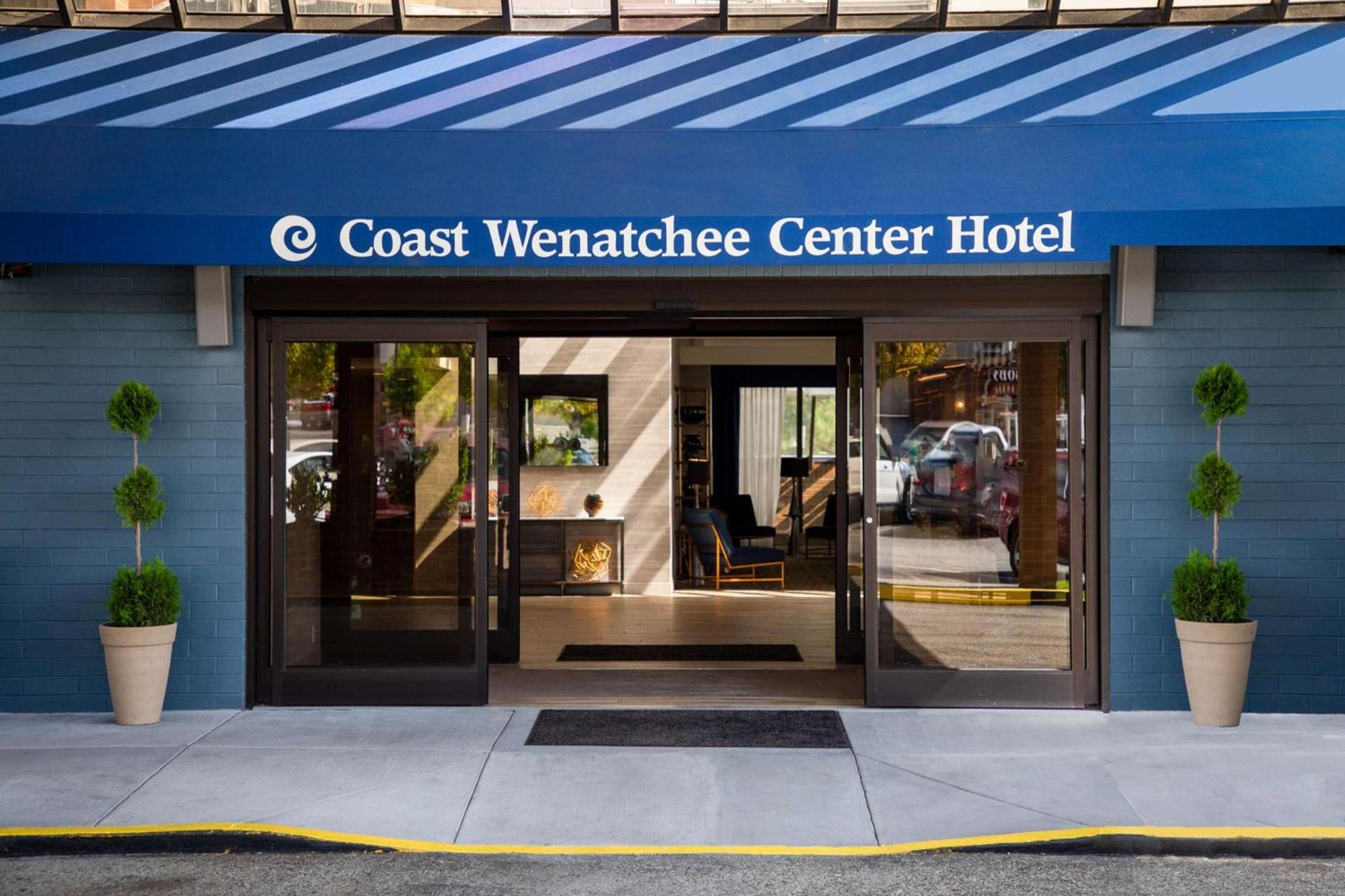 Coast Wenatchee Center Hotel photo 2