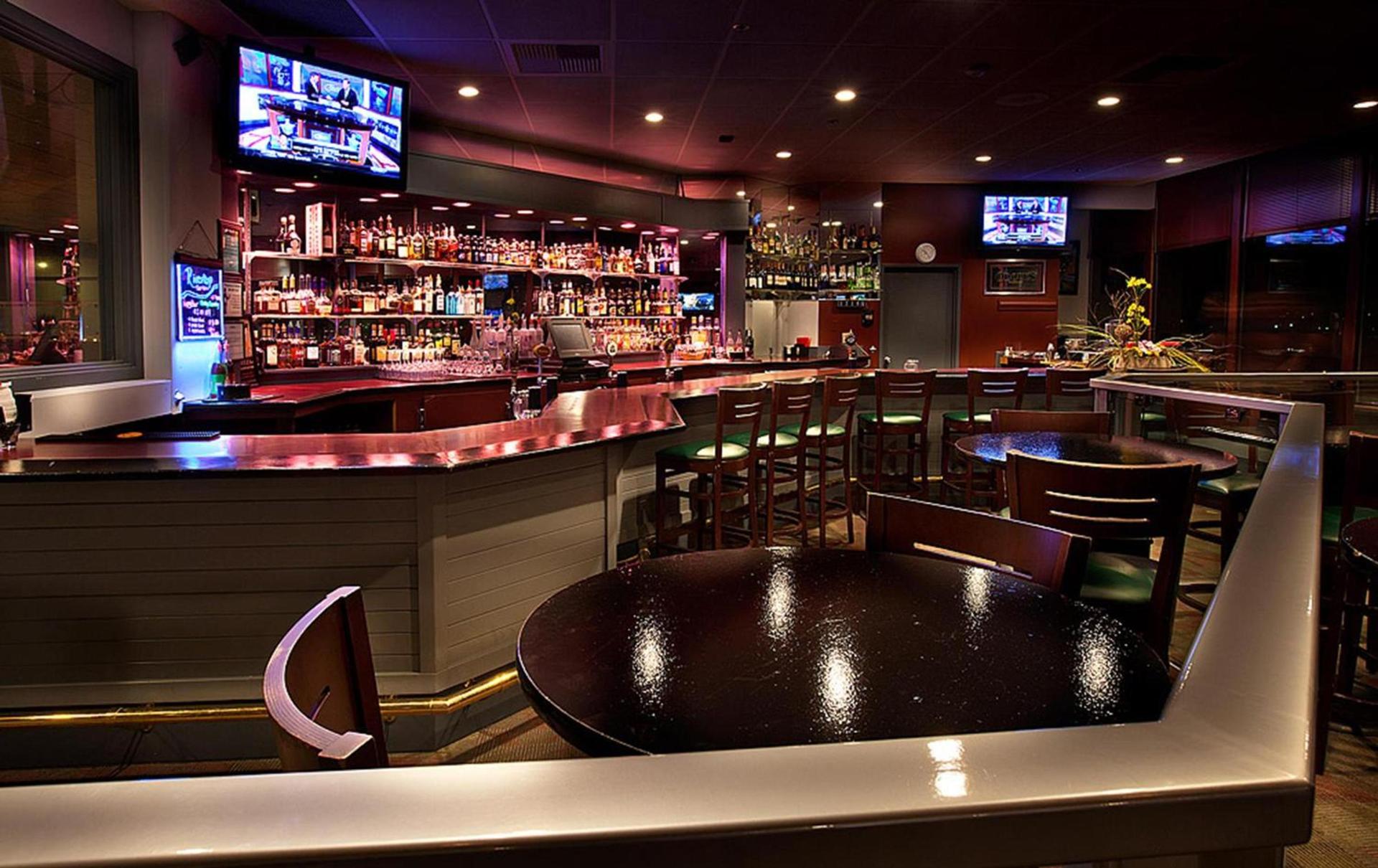 Coast Wenatchee Center Hotel photo 4