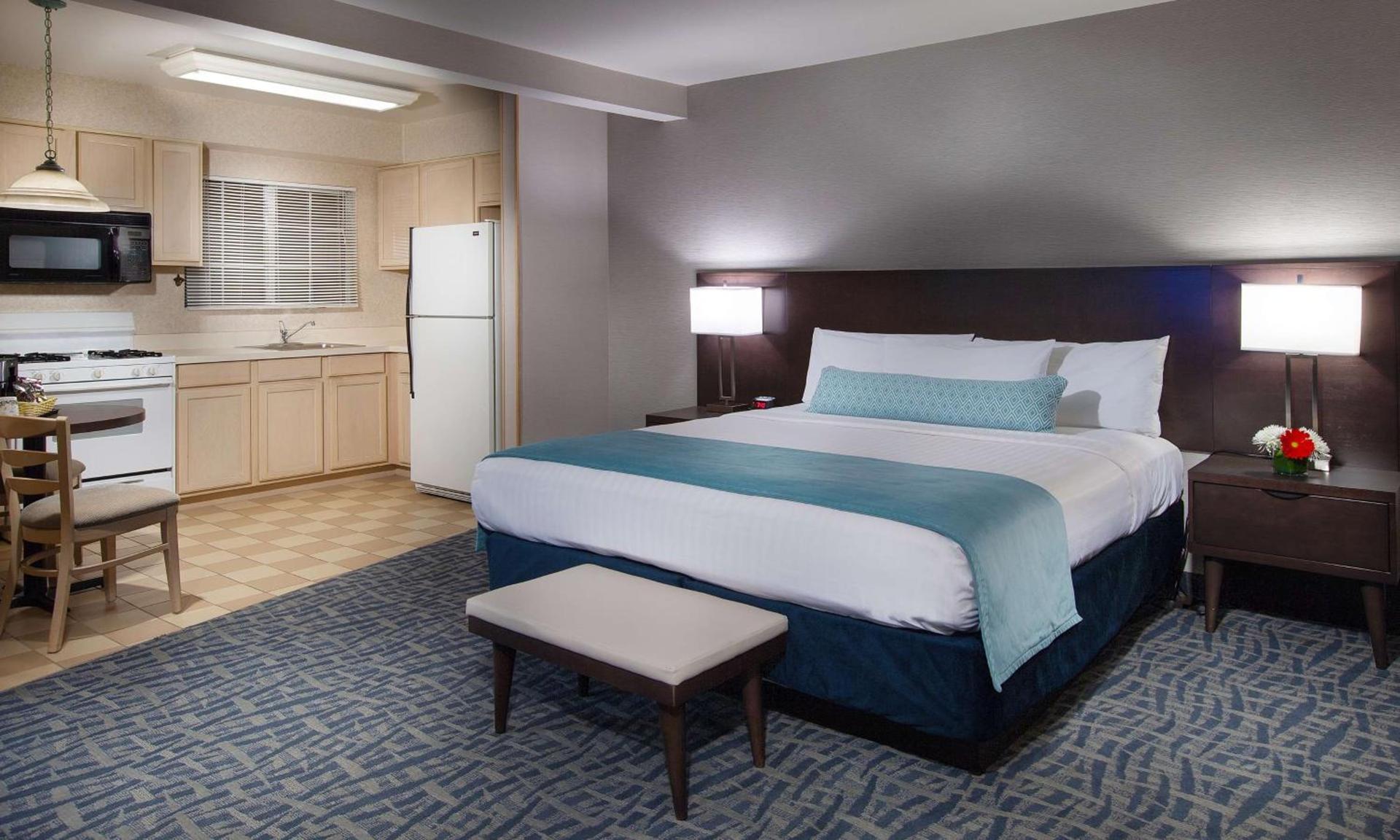 Safari Inn Burbank-Universal, a Coast Hotel photo 6
