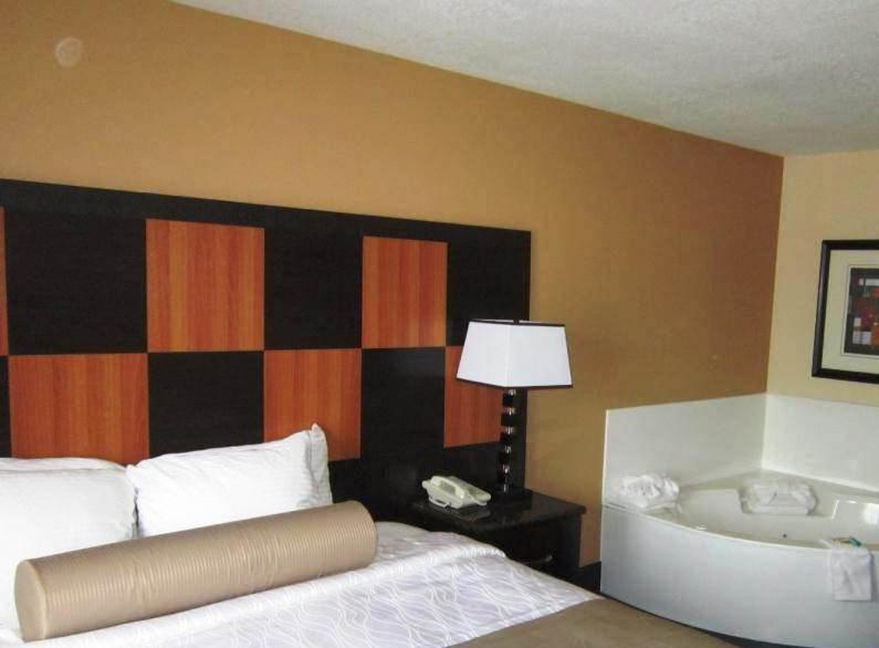 Best Western Plus - Wendover Inn photo 12