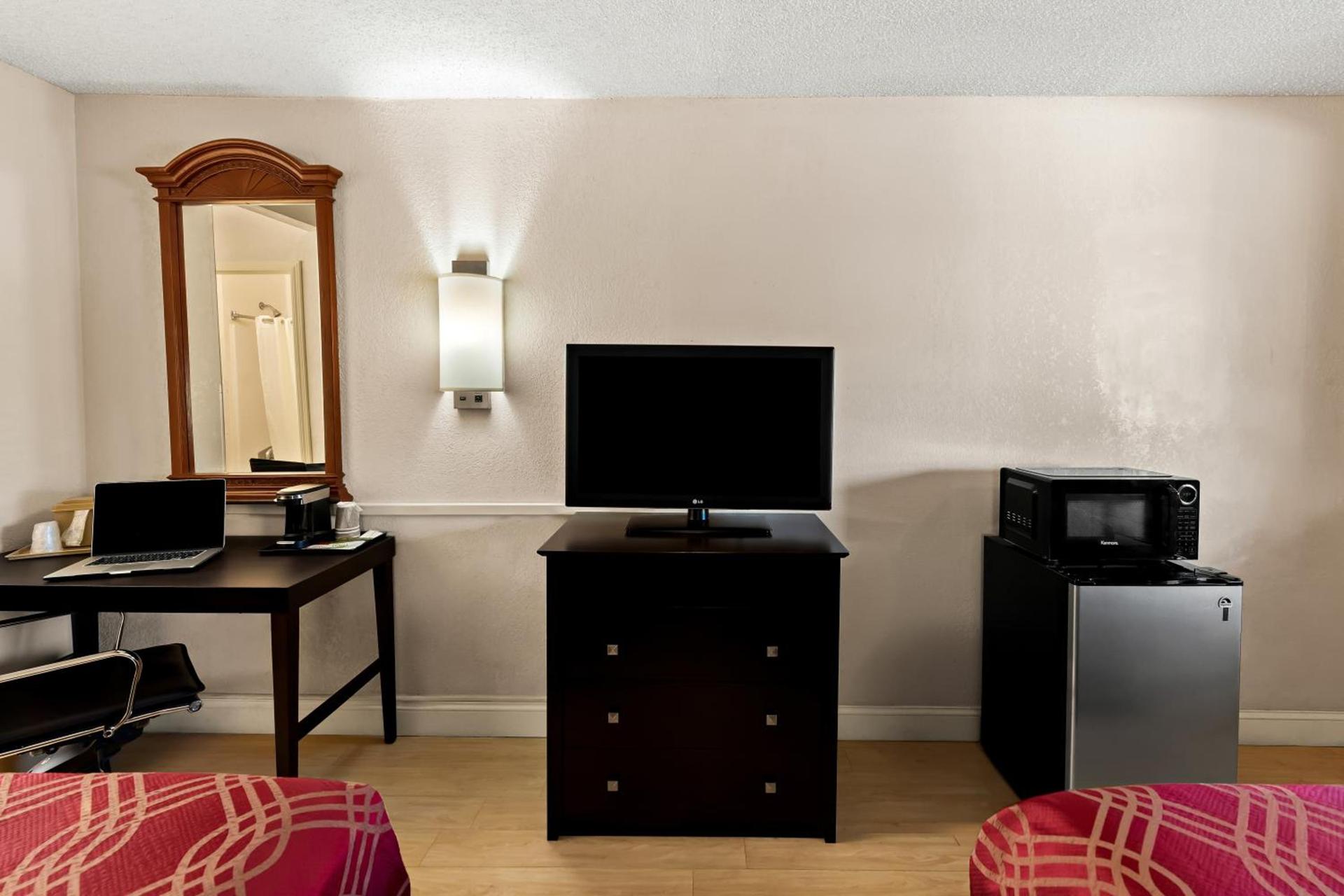 Bellmawr Economy Inn Bellmawr-Philadelphia Area photo 7