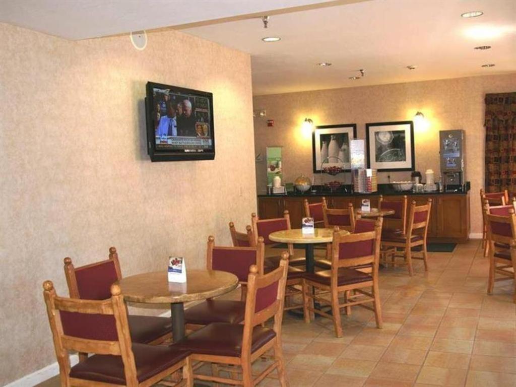 Flagstaff Hotel photo 21