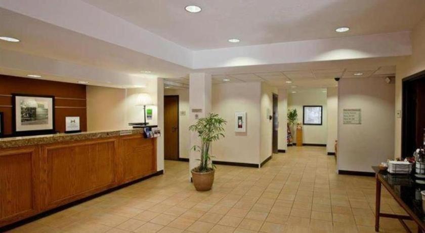 Flagstaff Hotel photo 26