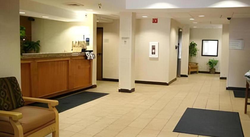 Flagstaff Hotel photo 45