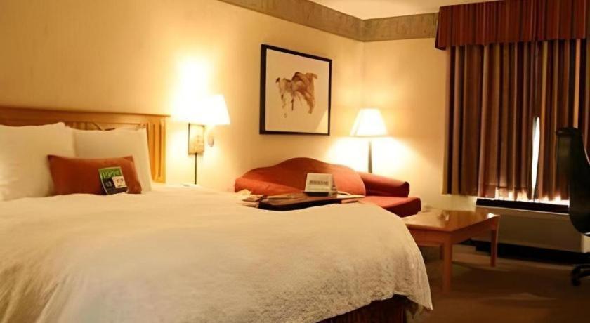 Flagstaff Hotel photo 55