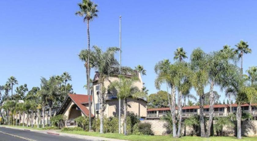 Rodeway Inn Carlsbad photo 29