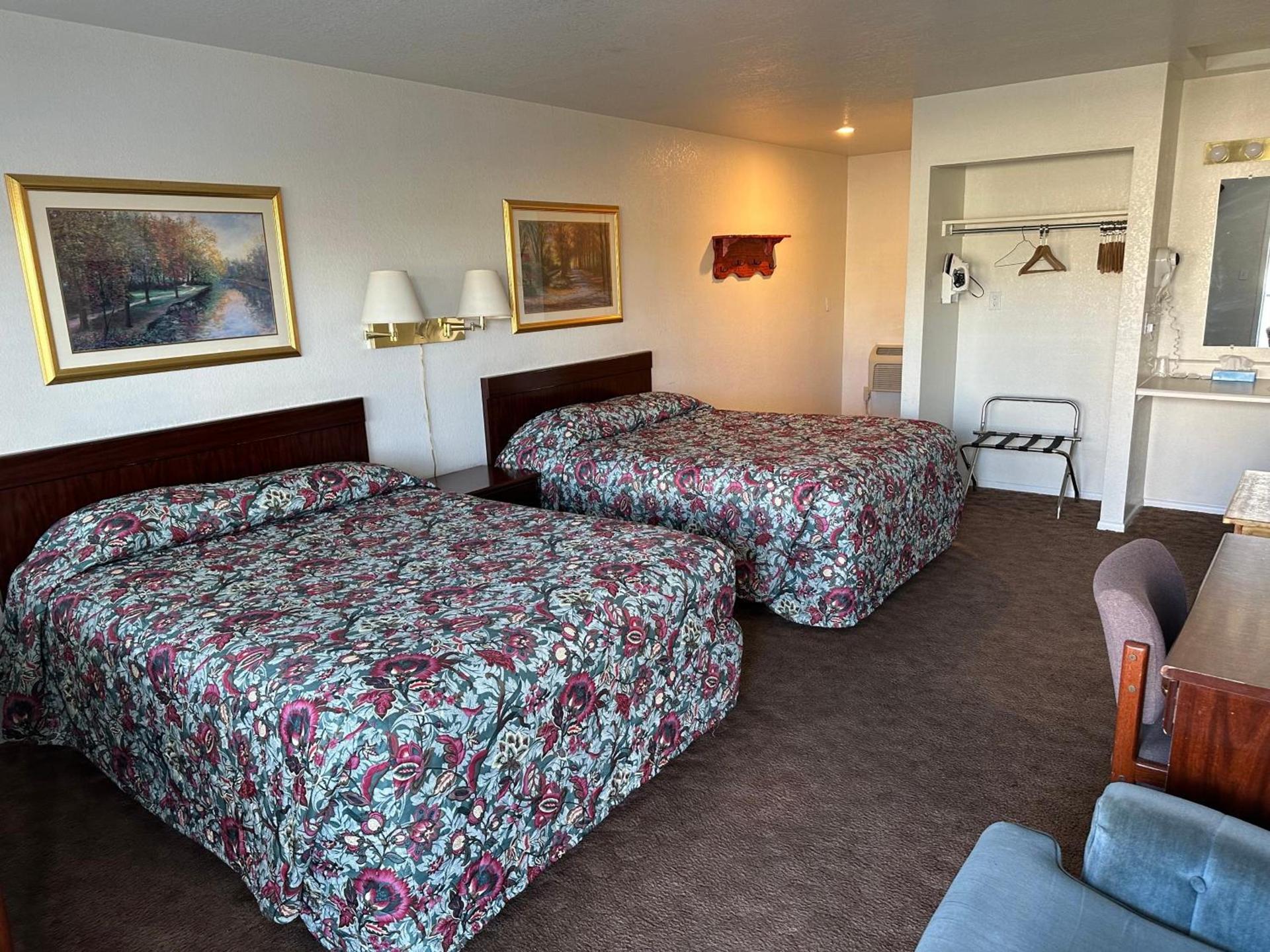 Rim Rock Motel photo 5