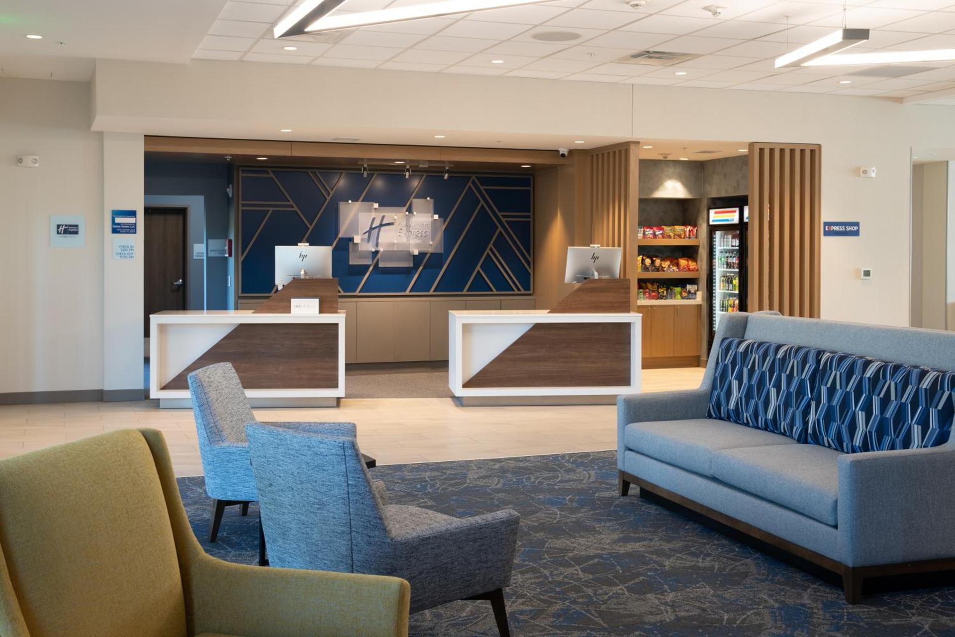 Holiday Inn Express & Suites Fort Walton Beach - Eglin Area by IHG photo 9
