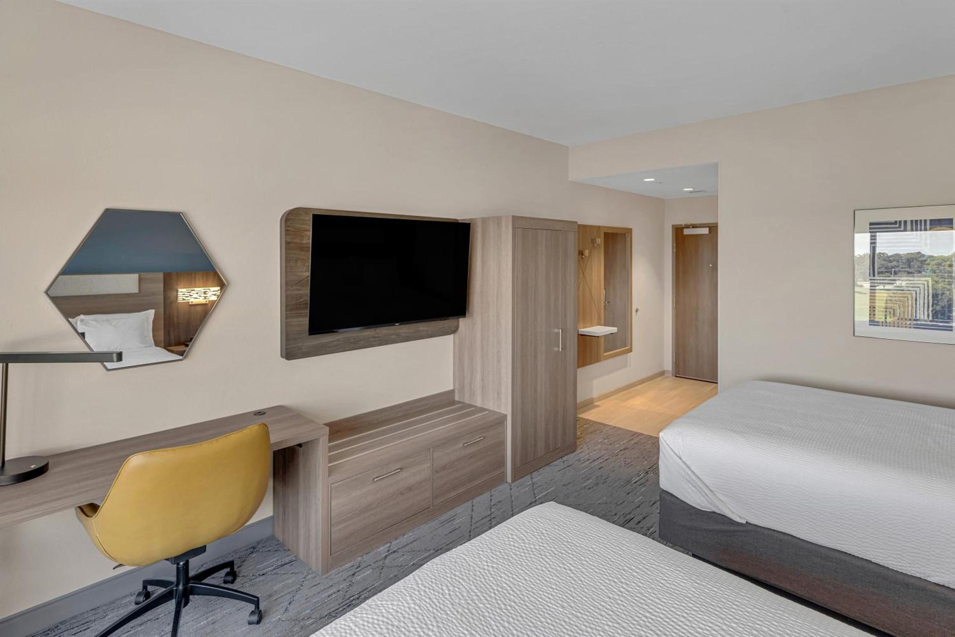 Holiday Inn Express & Suites Fort Walton Beach - Eglin Area by IHG photo 47