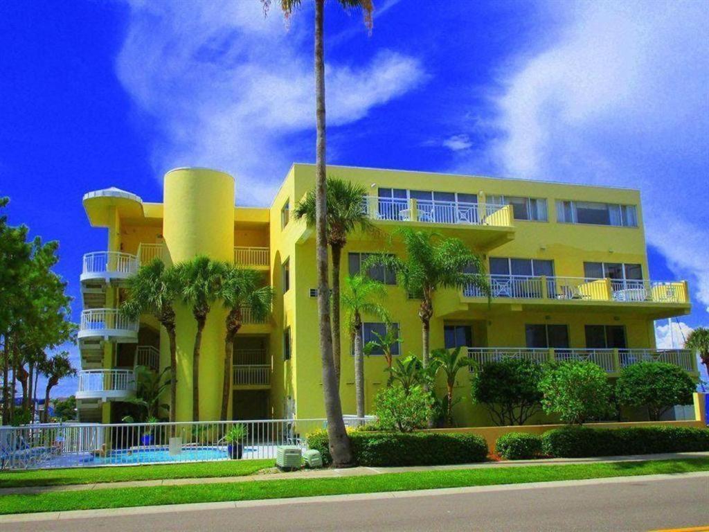 Chart House Suites and Marina photo 5
