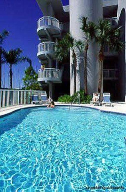 Chart House Suites and Marina photo 8