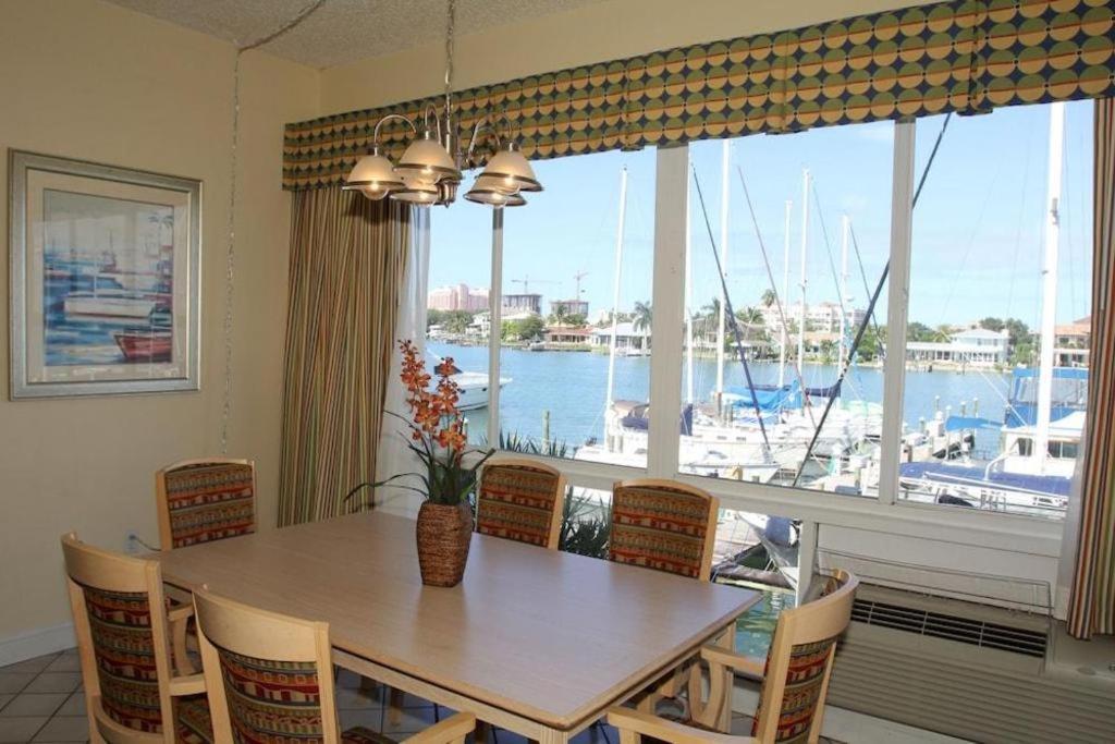 Chart House Suites and Marina photo 10