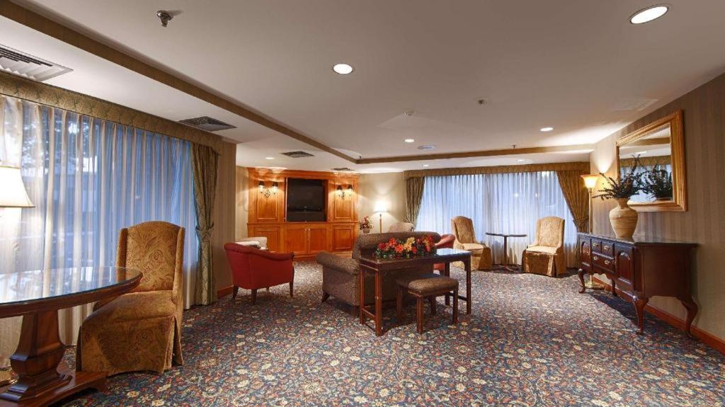 Best Western Plus Chelmsford Inn photo 18