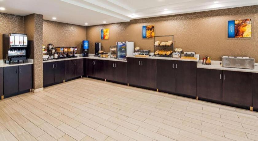 Best Western Plus Chelmsford Inn photo 25