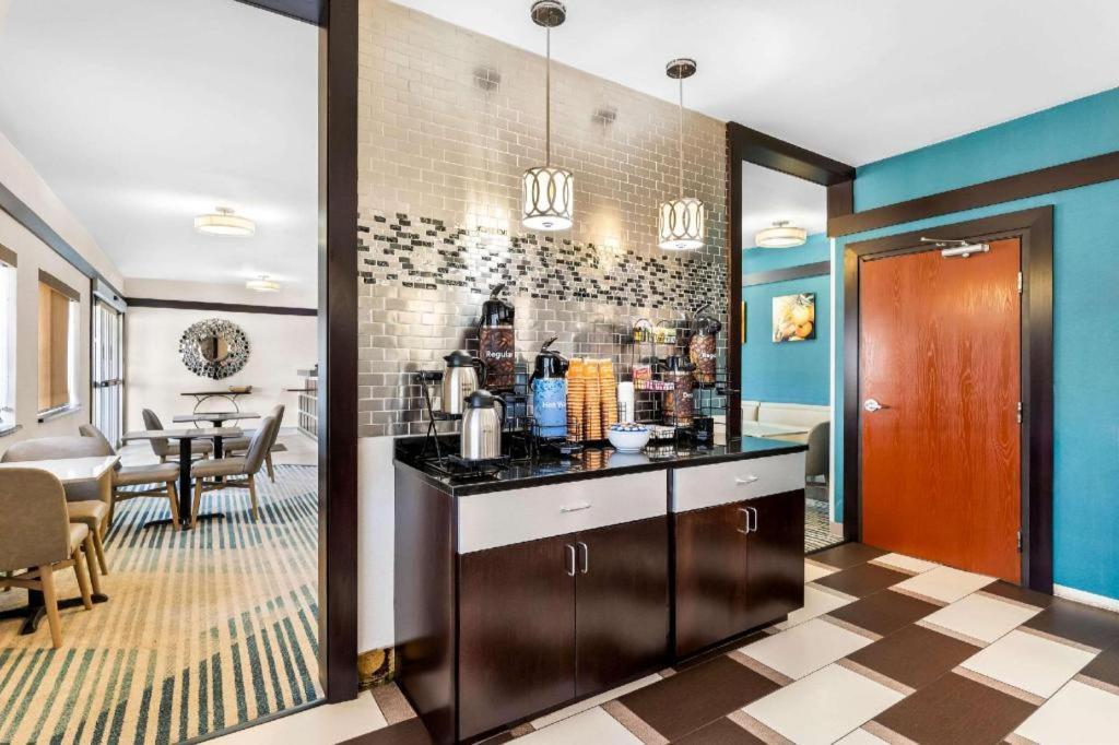 Comfort Inn photo 26