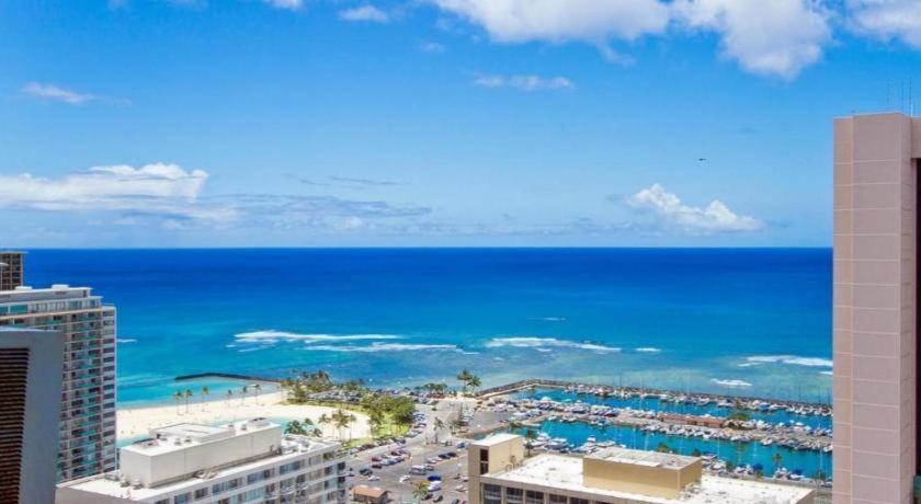 Marina Tower Waikiki photo 30
