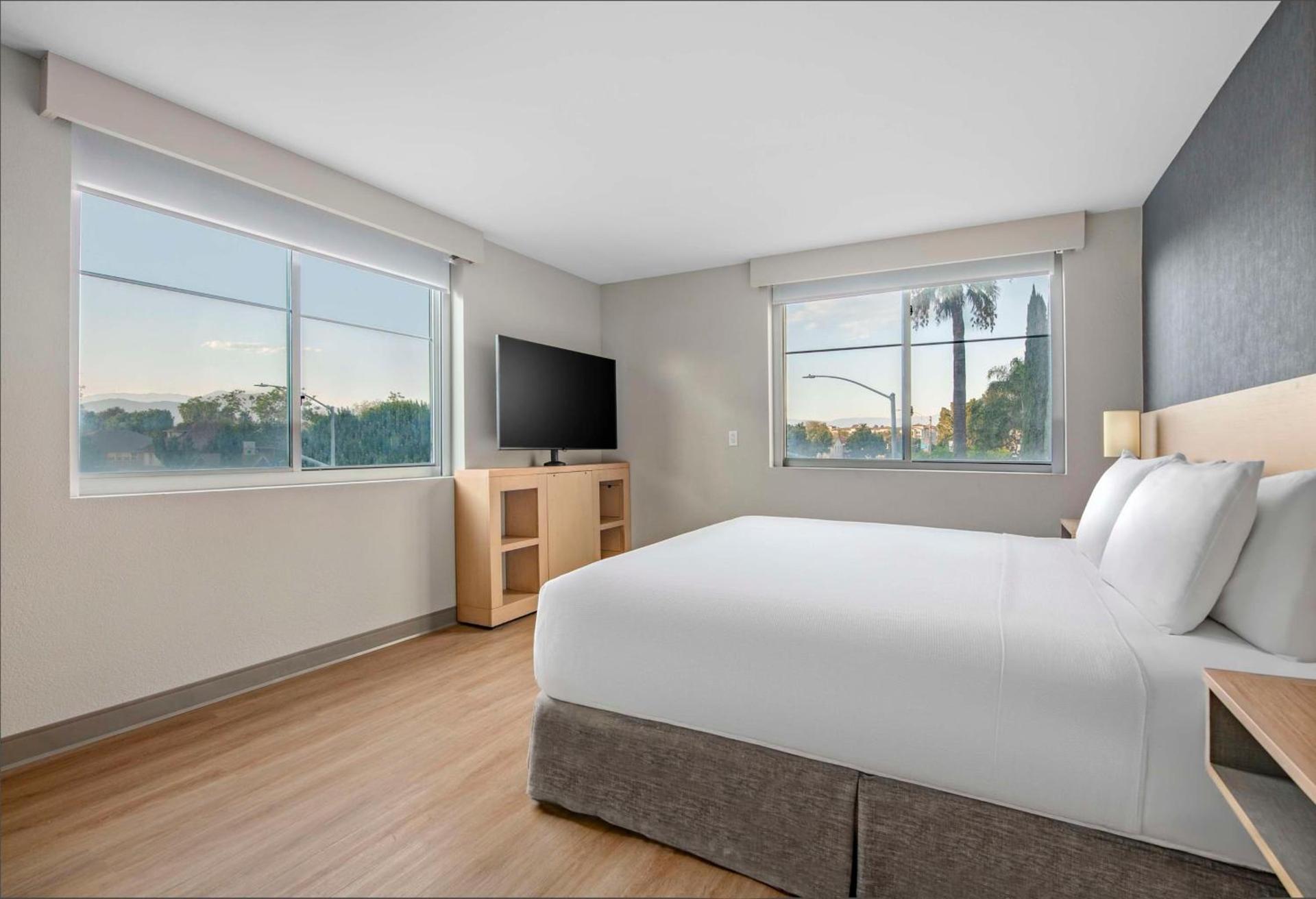 Hyatt Place Riverside Downtown photo 36