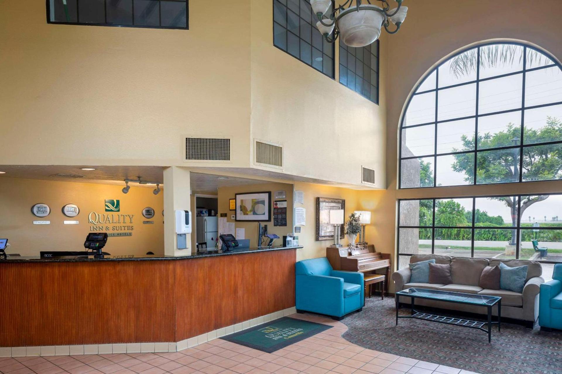 Quality Inn & Suites Camarillo-Oxnard photo 7