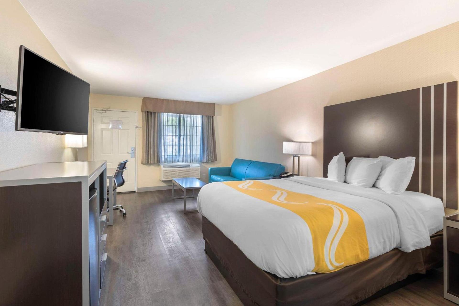 Quality Inn & Suites Camarillo-Oxnard photo 22