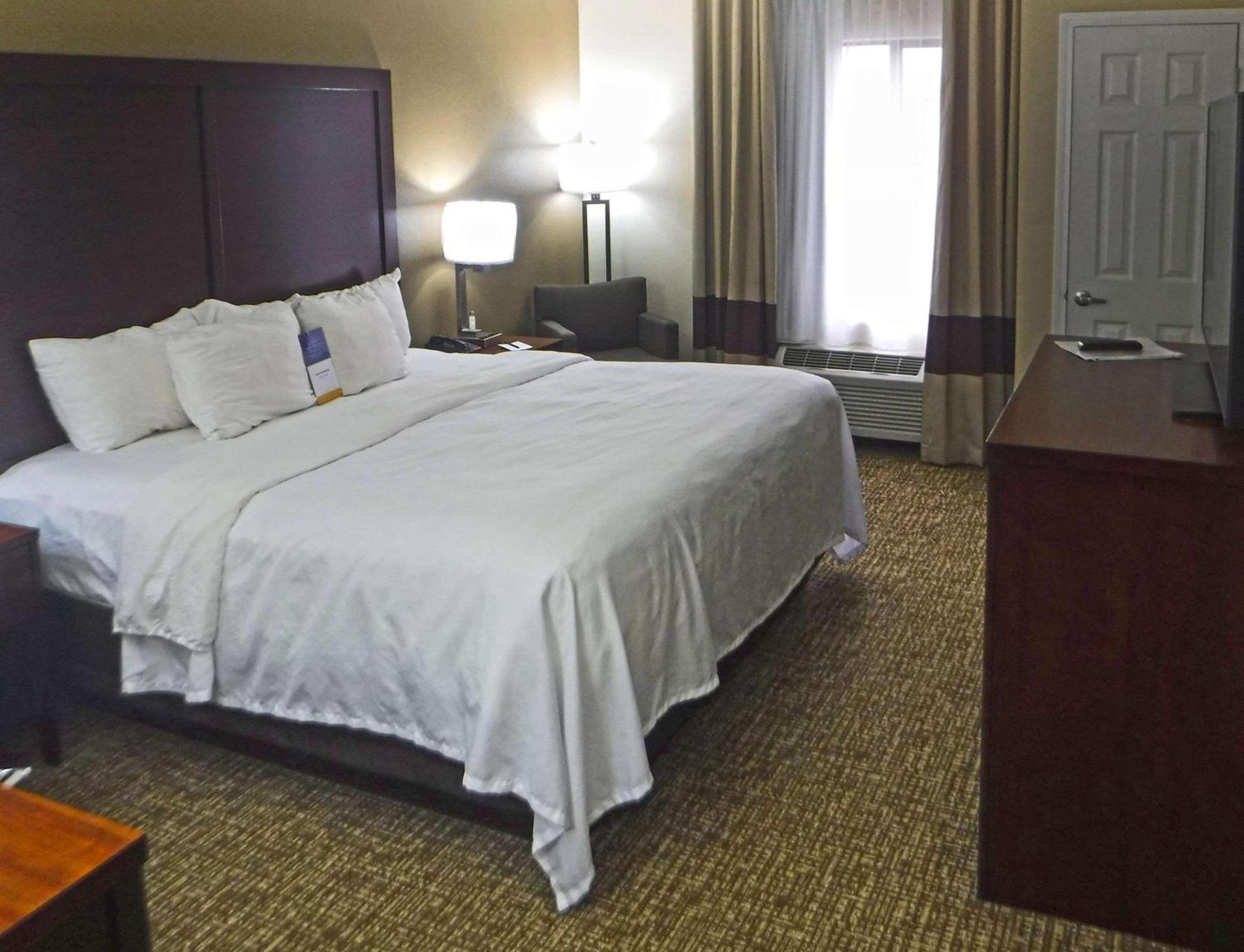 Comfort Inn New River photo 10