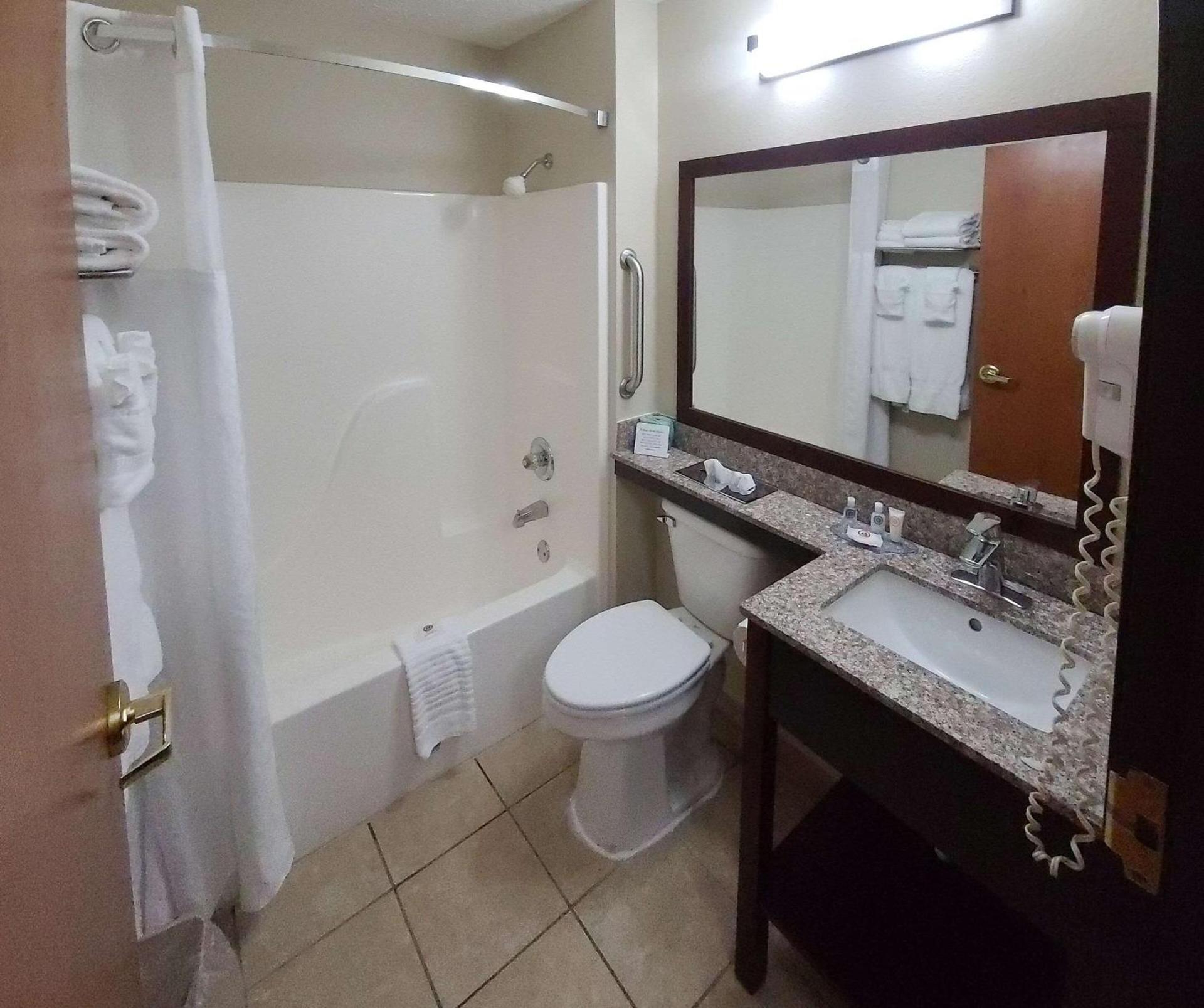 Comfort Inn New River photo 5