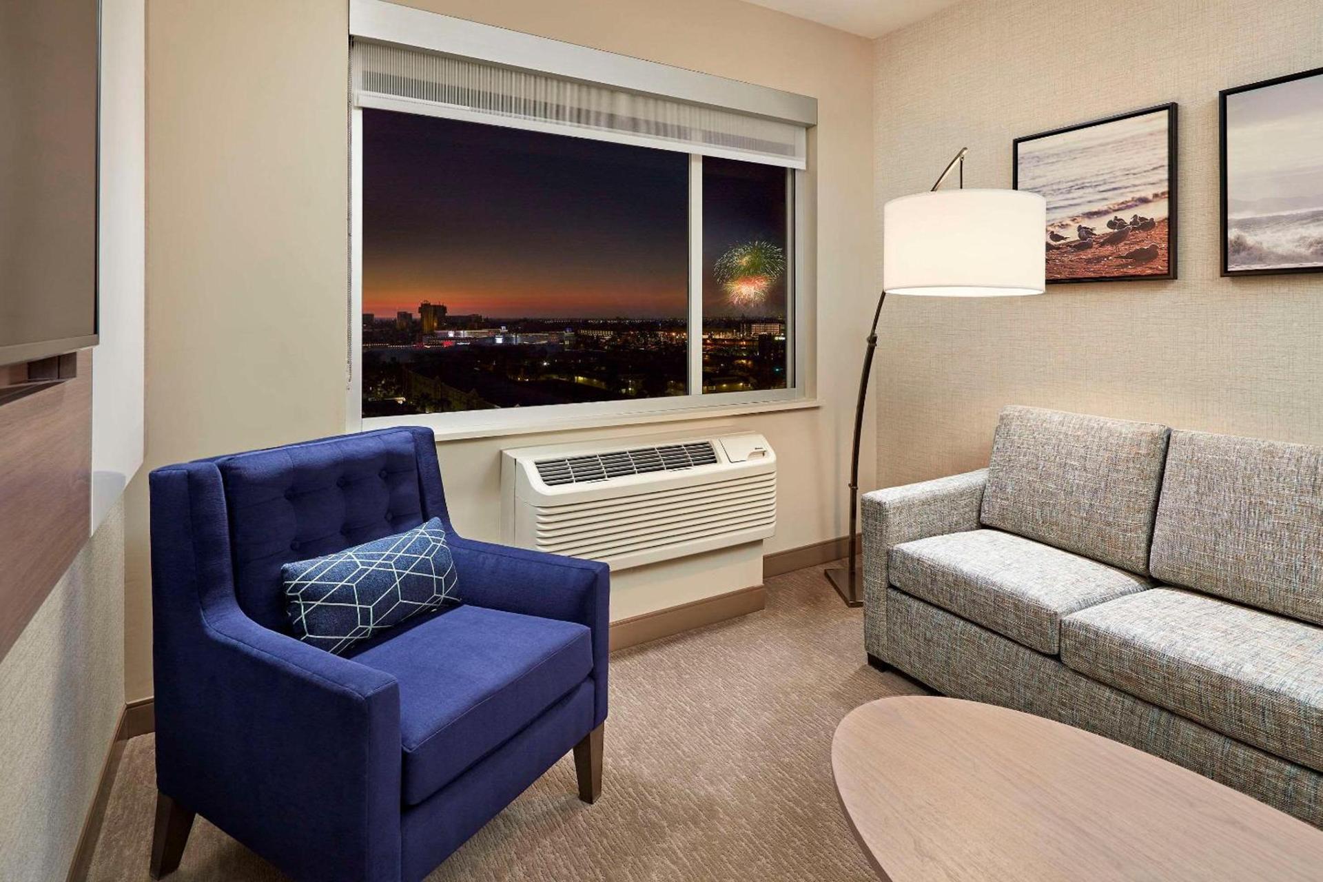 Anaheim Resort Suites photo 12