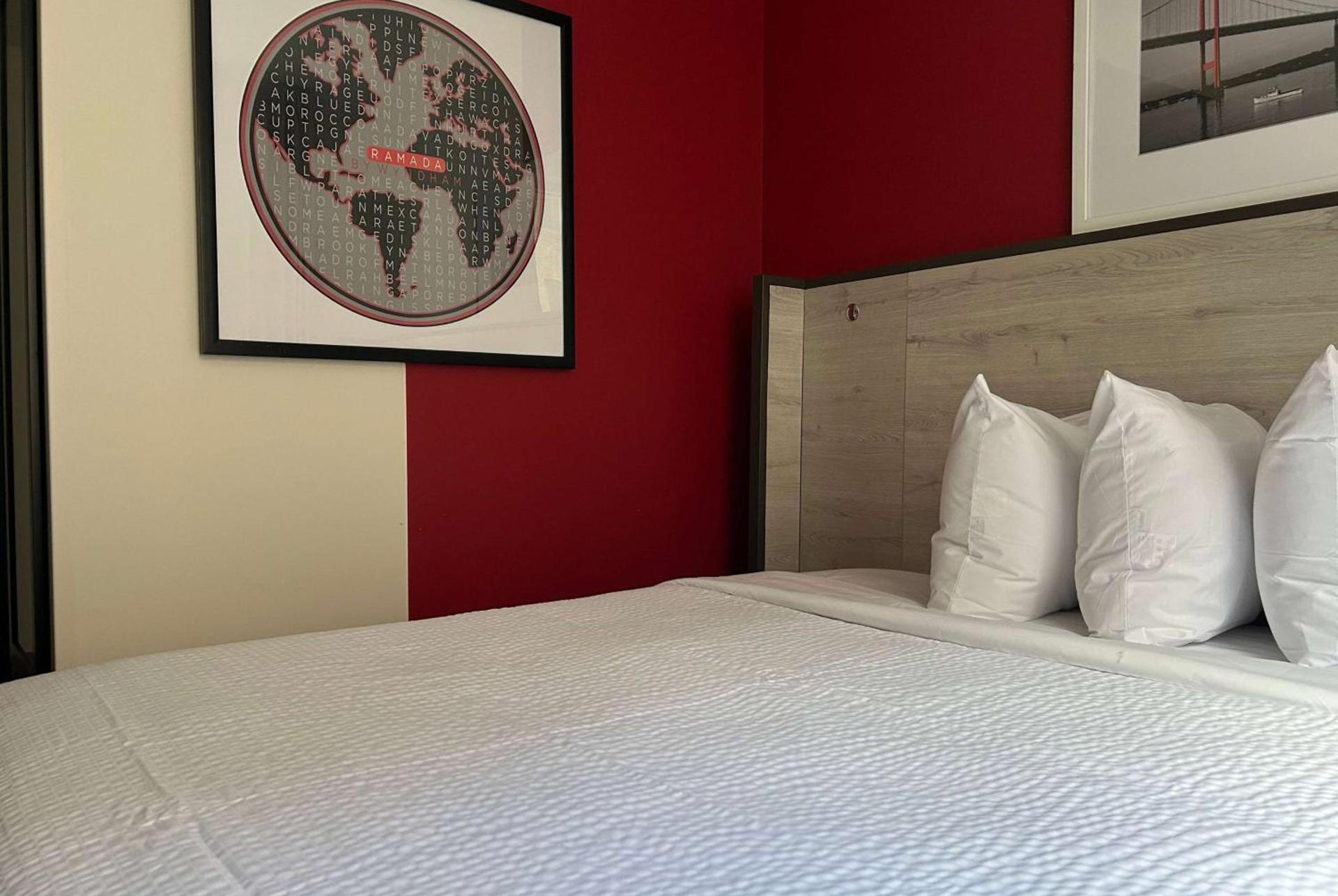 Ramada by Wyndham Brooklyn Near Flatbush photo 4