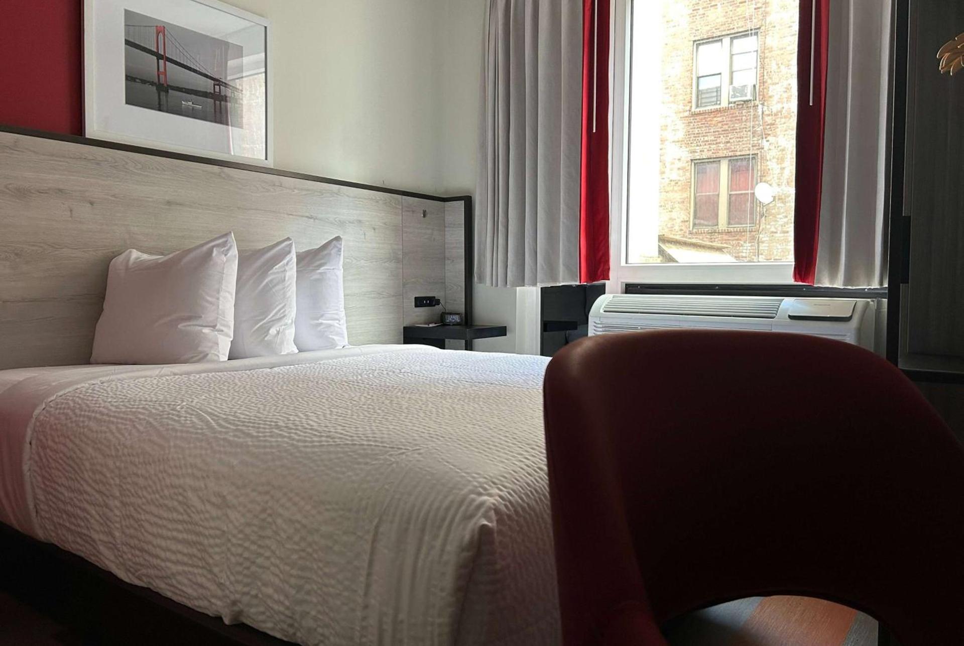 Ramada by Wyndham Brooklyn Near Flatbush photo 5